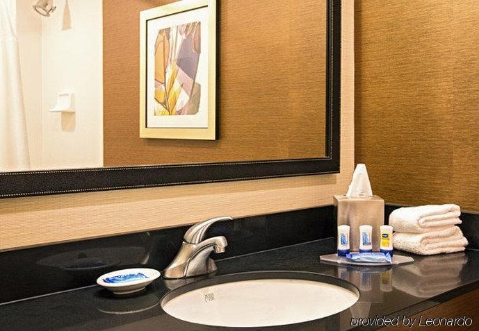Fairfield Inn By Marriot Бингхамтън Екстериор снимка