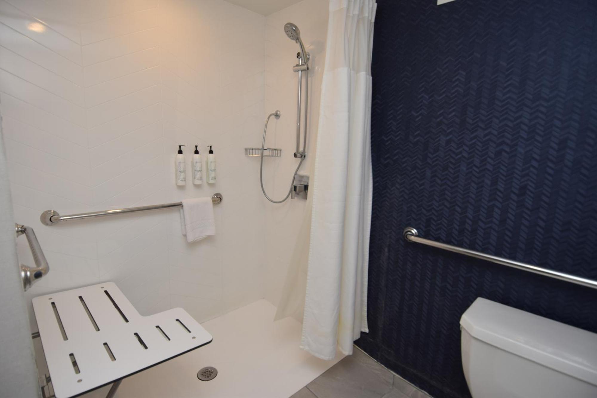 Fairfield Inn By Marriot Бингхамтън Екстериор снимка