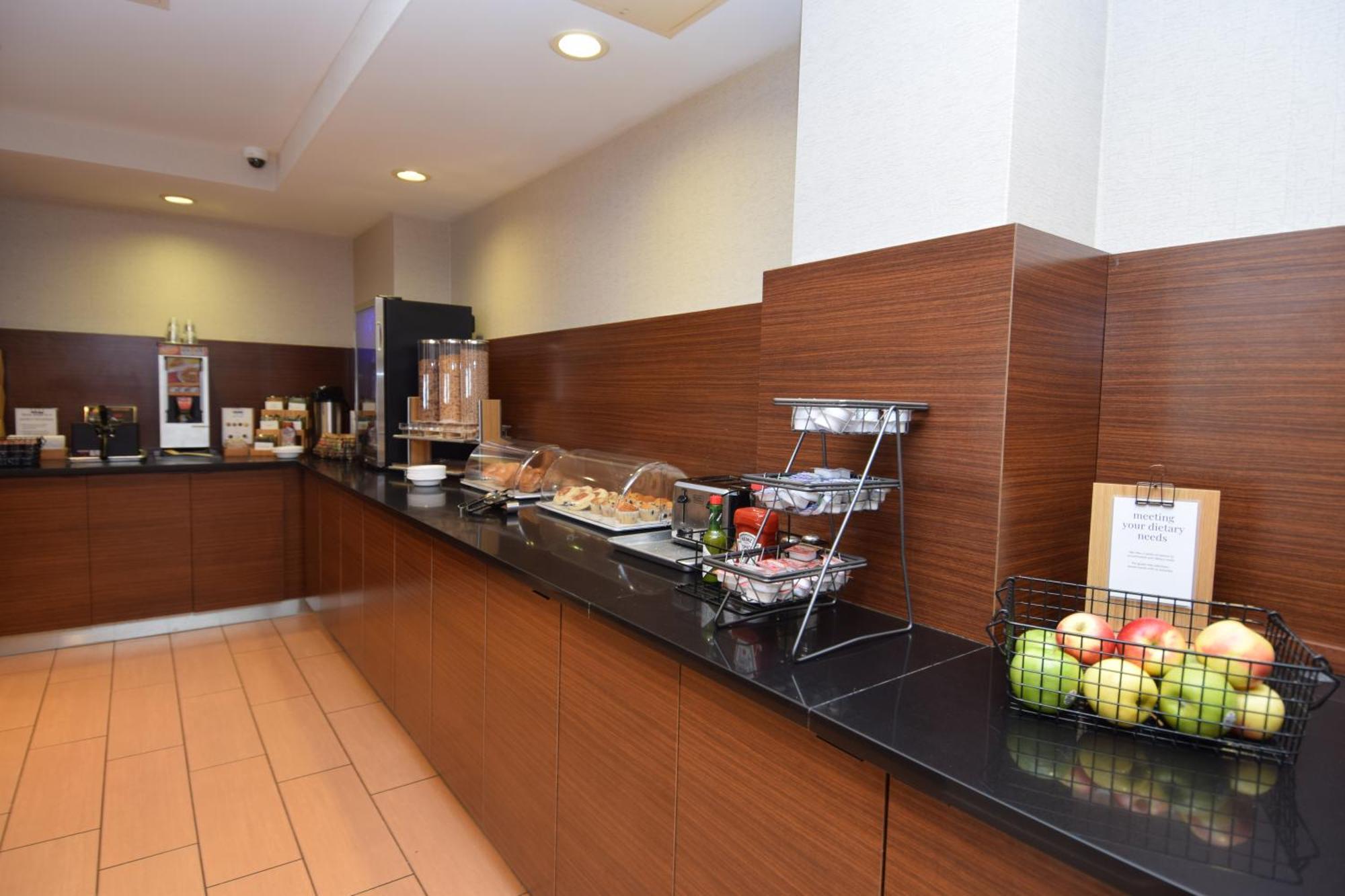 Fairfield Inn By Marriot Бингхамтън Екстериор снимка